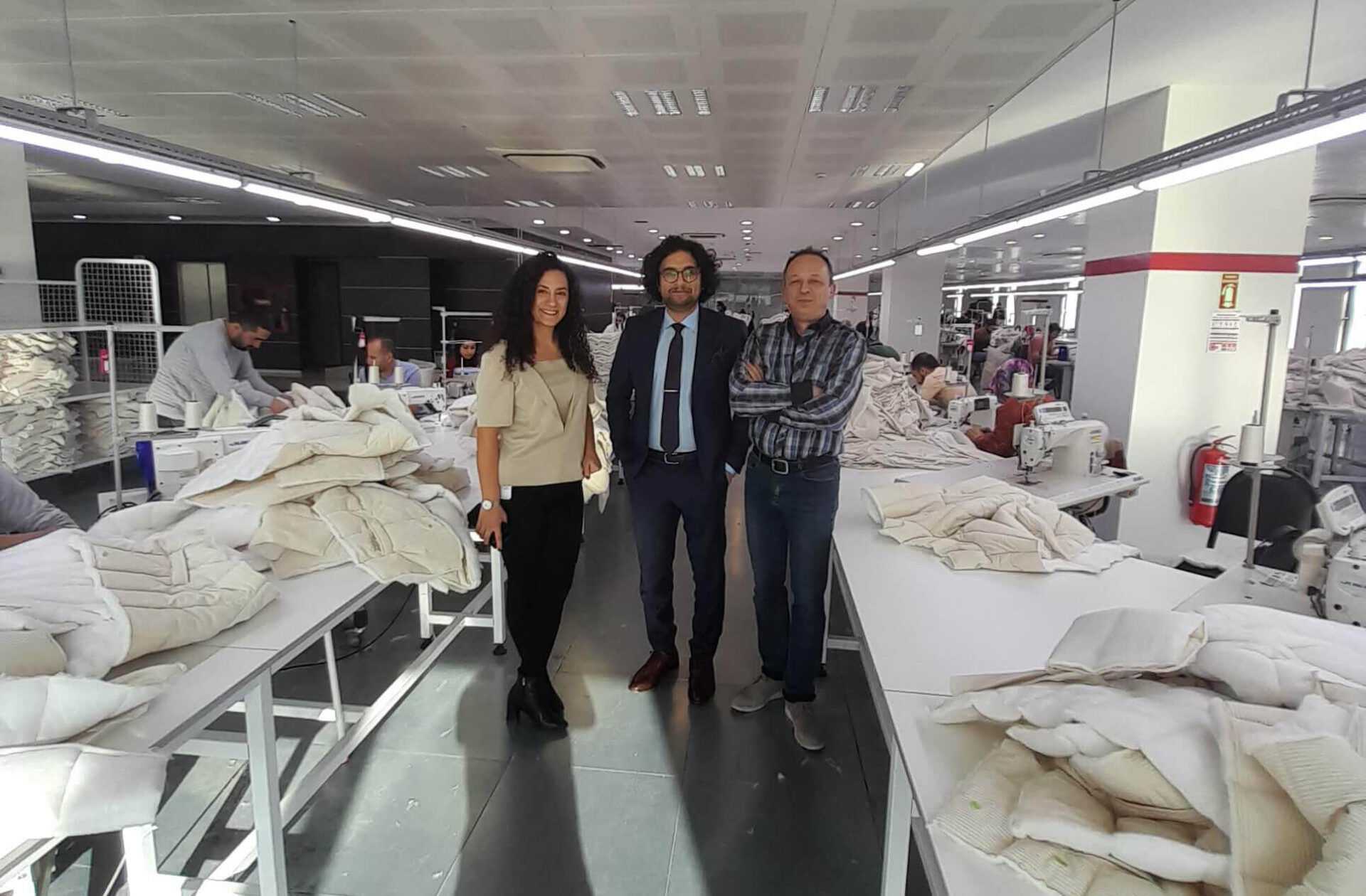 Deepwear team personally visiting fashion factories