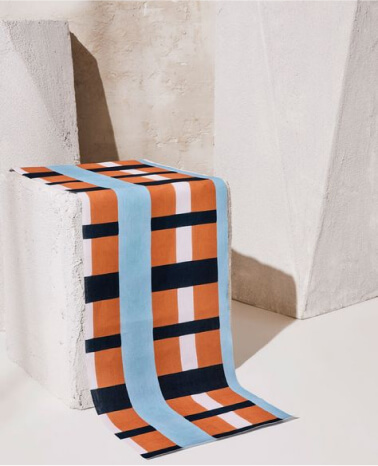 Modern contemporary rug in bright colours